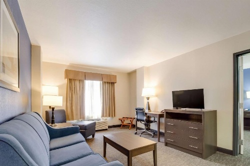 SureStay Plus Hotel by Best Western Houston Medical Center image 8