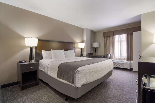 SureStay Plus Hotel by Best Western Houston Medical Center image 18