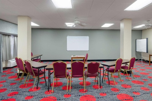 SureStay Plus Hotel by Best Western Houston Medical Center image 26