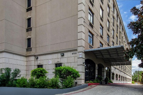 SureStay Plus Hotel by Best Western Houston Medical Center image 40